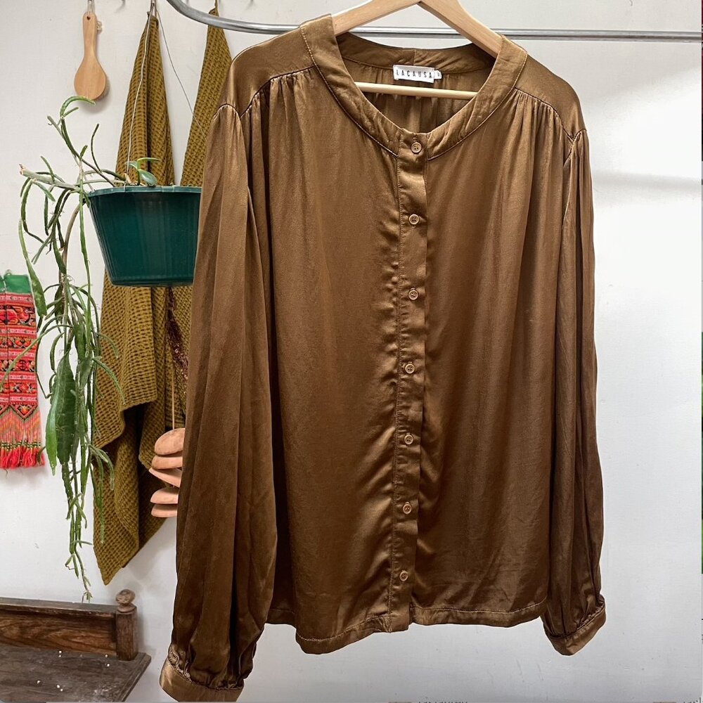 LACAUSA Devi Medieval Bell Sleeve Bronze Sativa Long Sleeve Silky Top,  Large - Picture 2 of 3